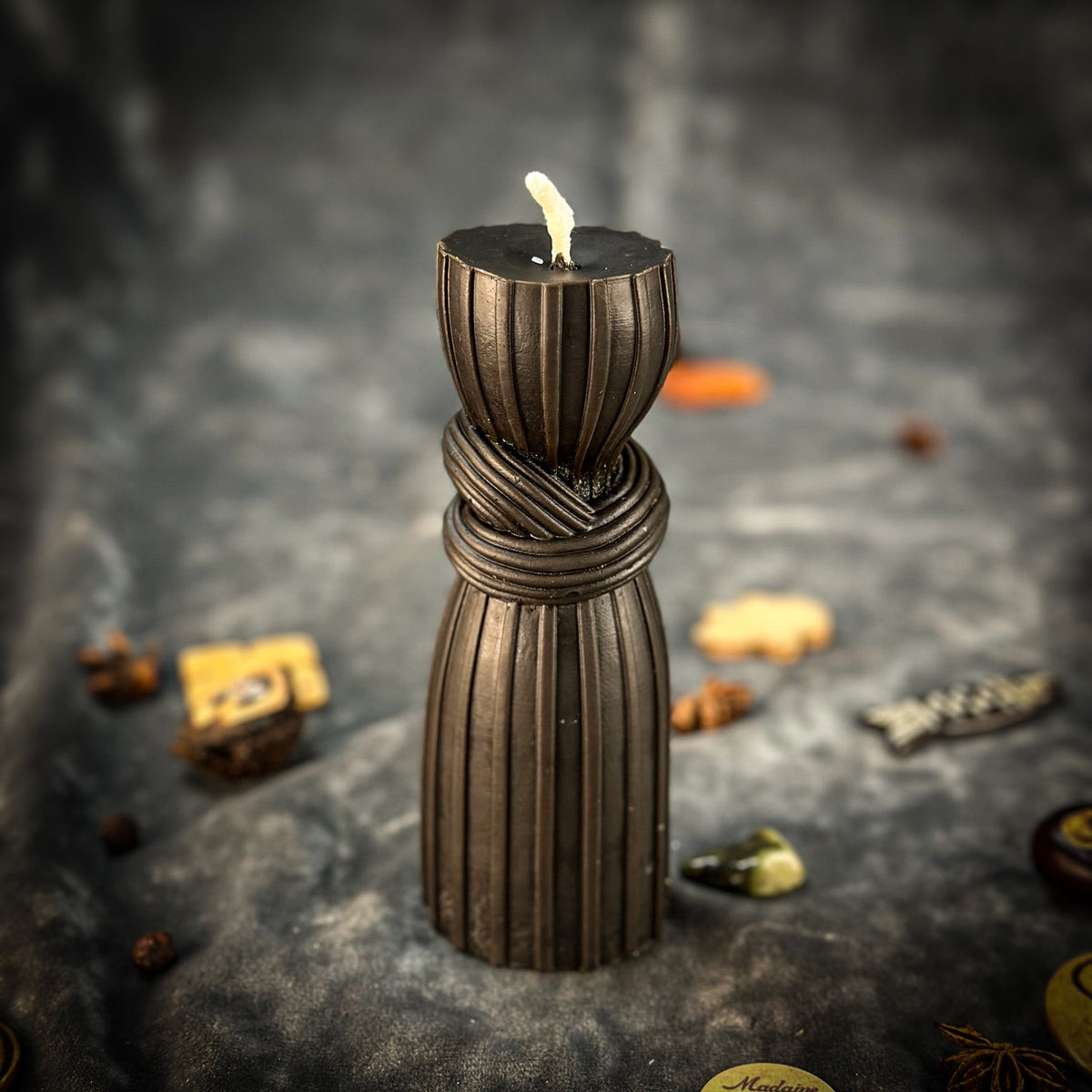 Binding Knot Candle Spell Kit with the Black beeswax knot candle