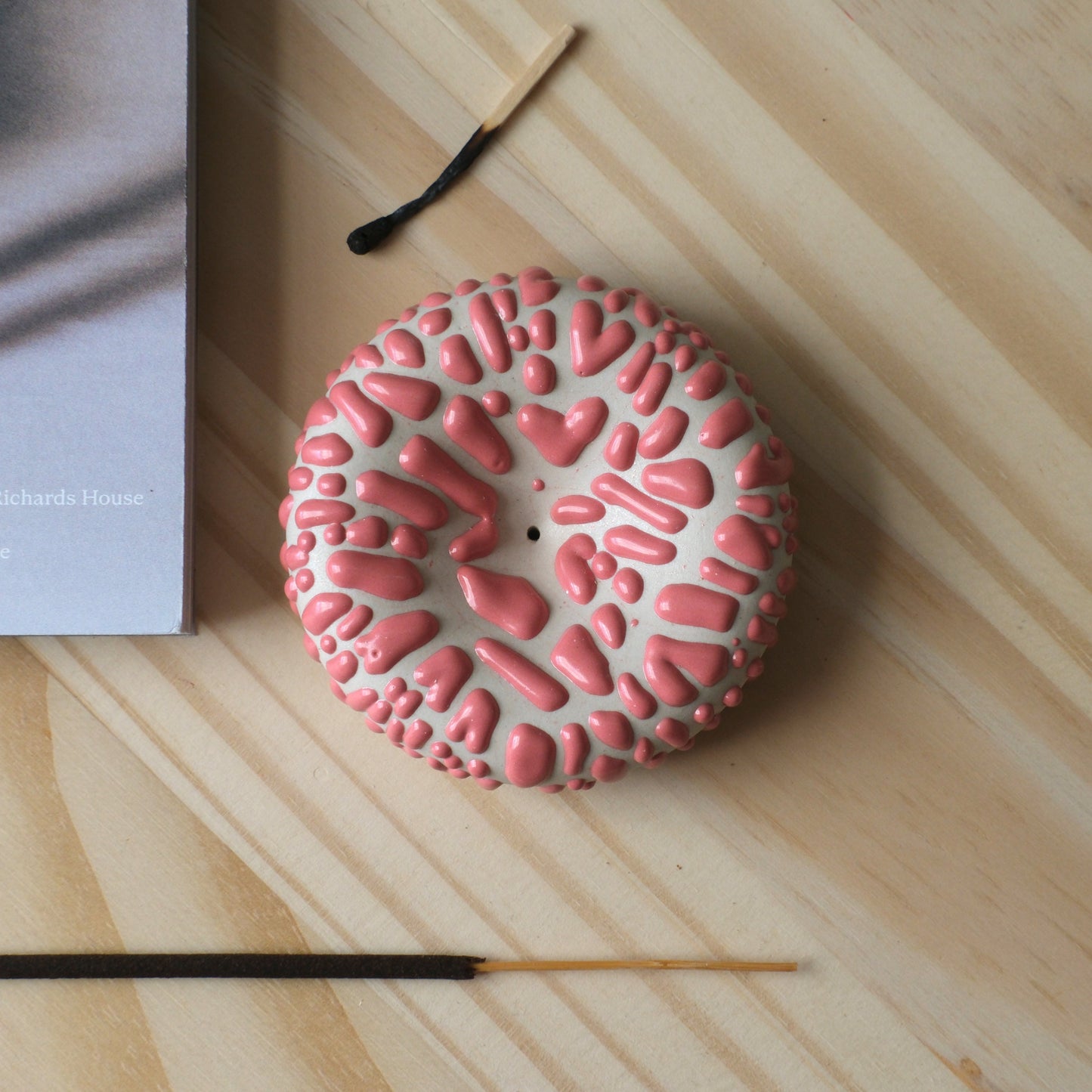 Eve Incense Holder — Handmade Stoneware Dish for Incense