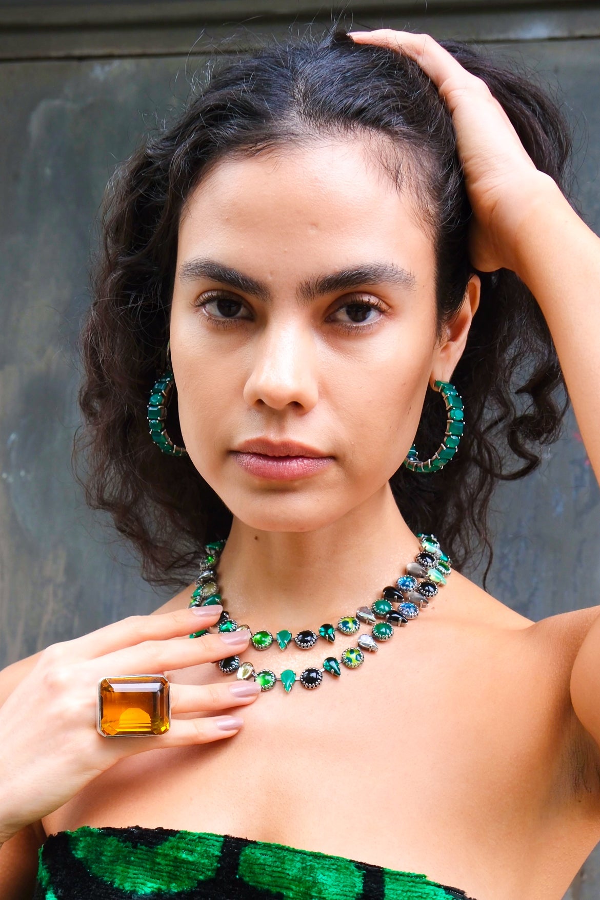 Alligator green vintage glass layering choker in oxidized silver, front view