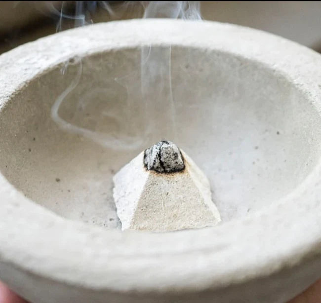 Pyramid smoke cleanse cones in seven botanical blends — image 6 of 15