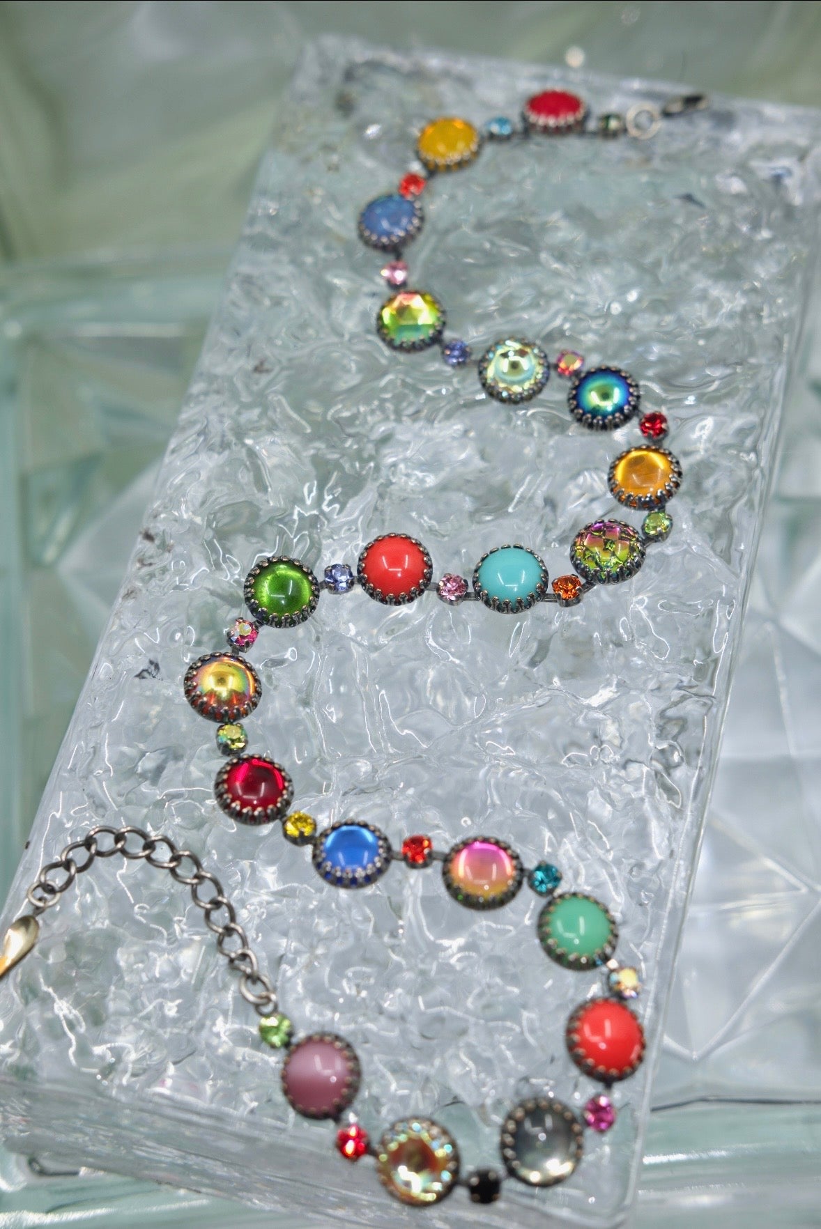Paint Pot prismatic glass layering choker in oxidized silver, front view