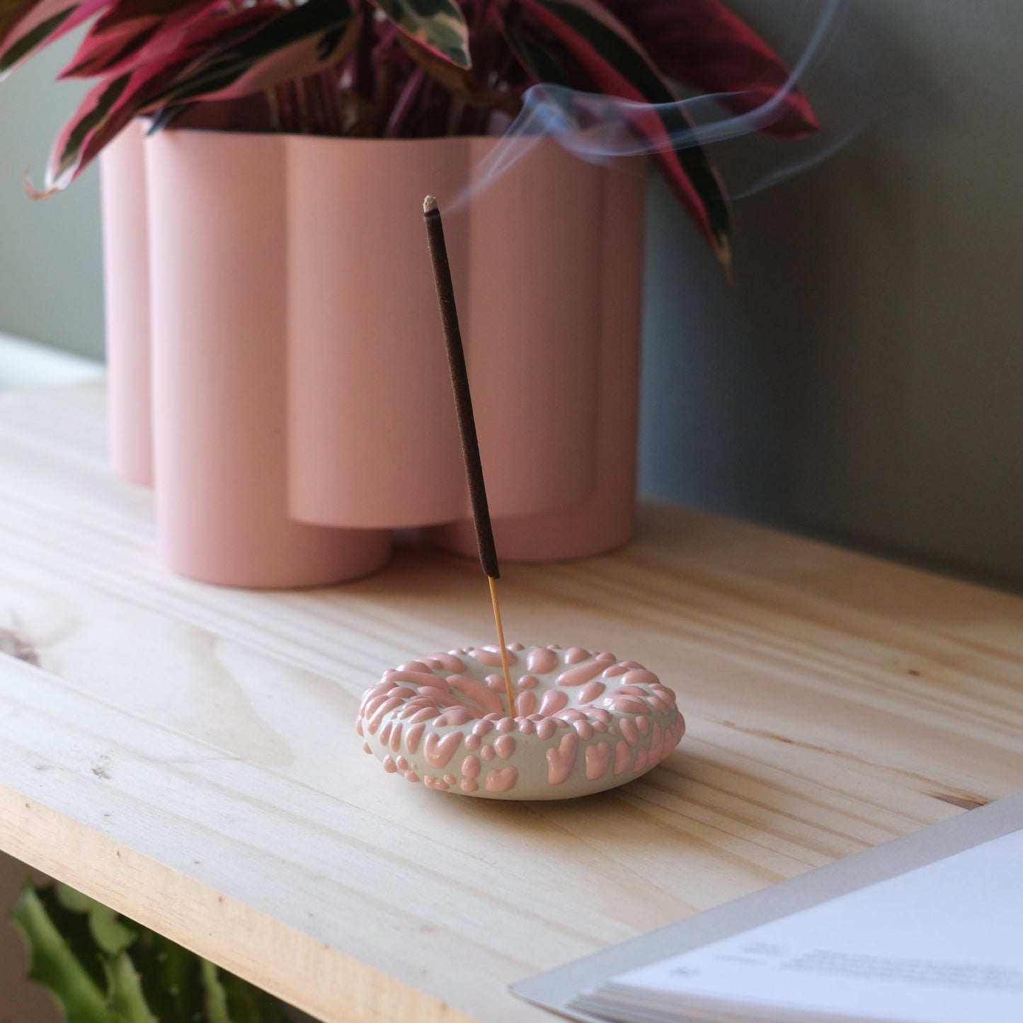 Eve Incense Holder — Handmade Stoneware Dish for Incense