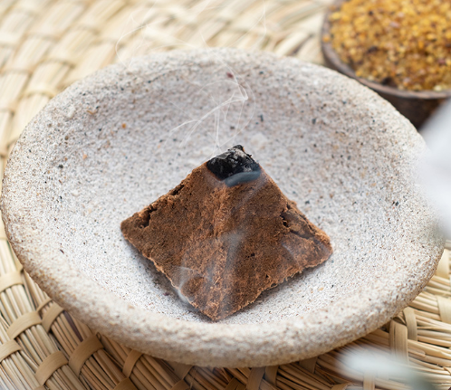 Pyramid smoke cleanse cones in seven botanical blends — image 7 of 15