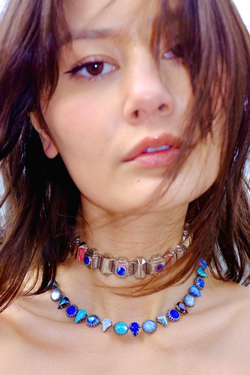 Ocean blue vintage glass layering choker in oxidized silver, front view