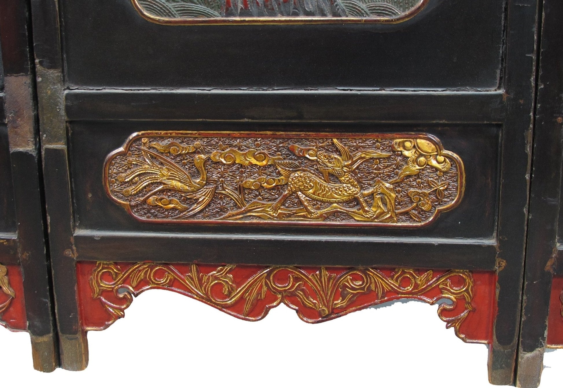 Antique Chinese room divider panel, hand-carved and gilded with dragons on both sides — view 16 of 18