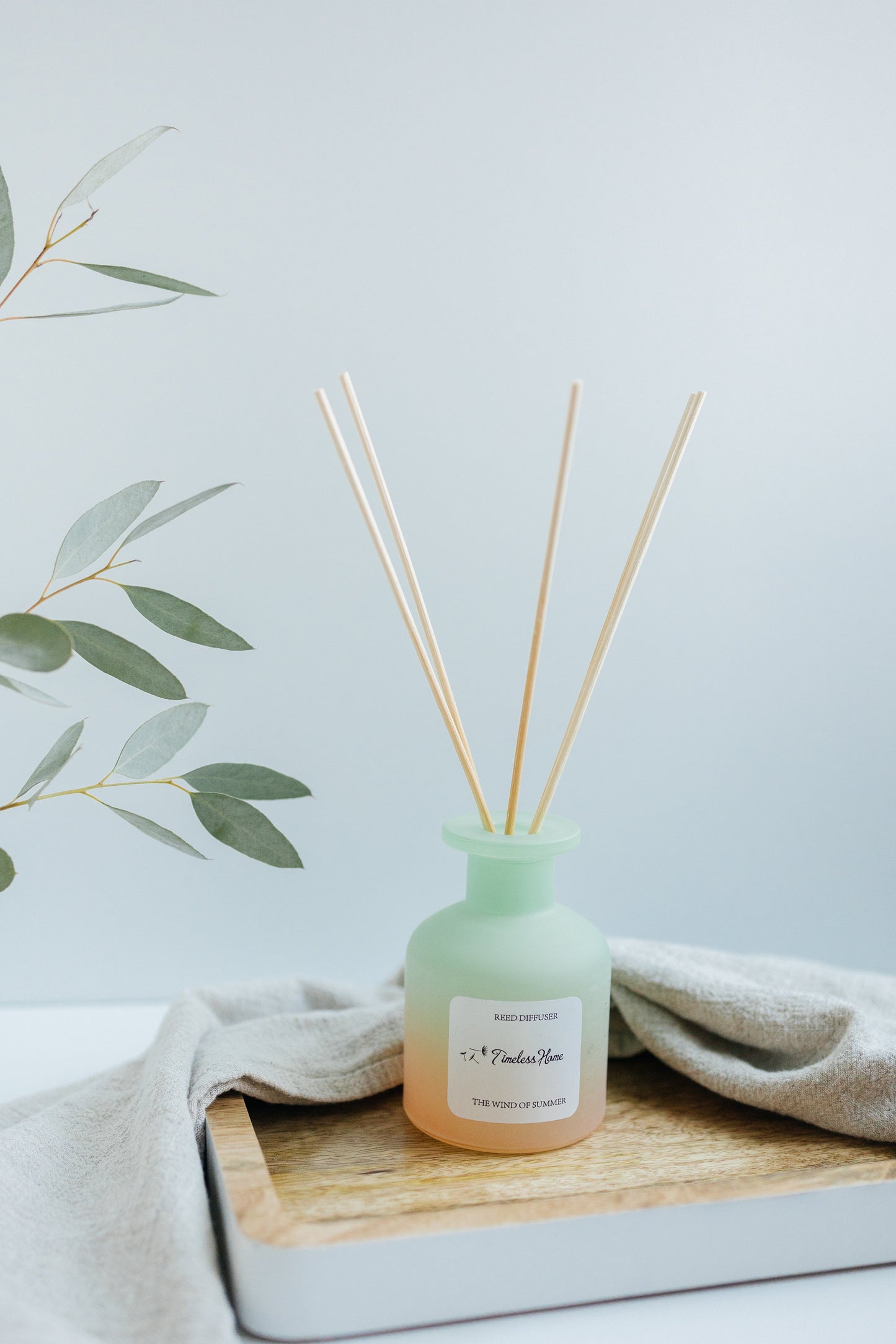 Wind of Summer reed diffuser packaging and label detail