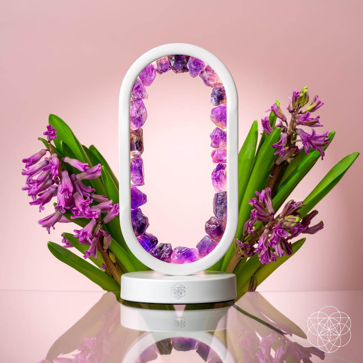 Open-center amethyst lamp glowing violet, shaped like a portal — detail view 4