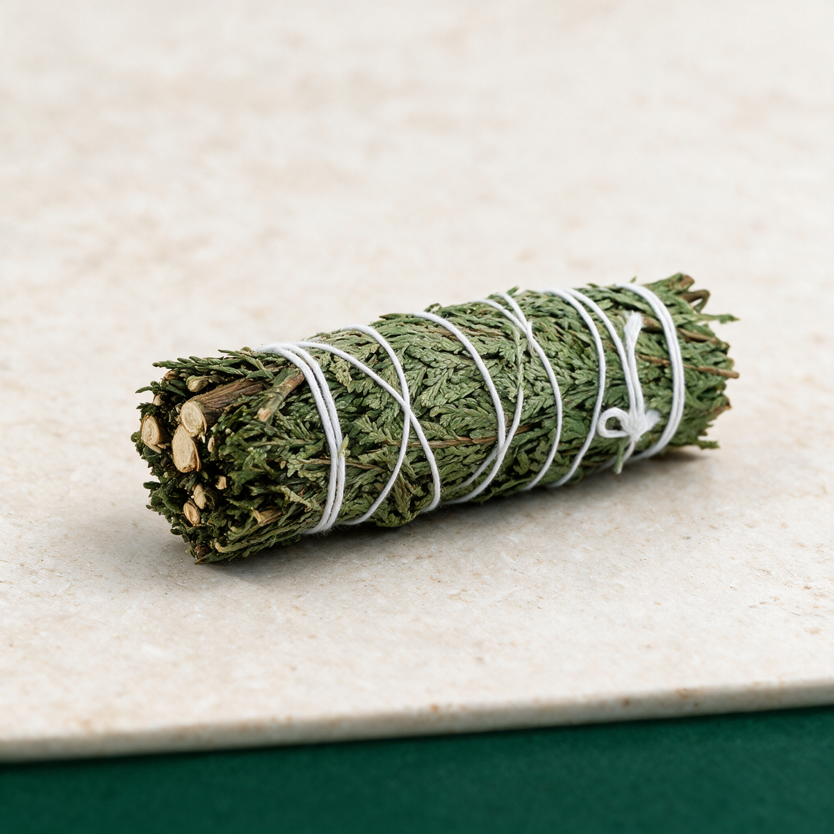 Cedar Smudge Stick — Fresh Grounding Cleansing Bundle (4 in.) – product view